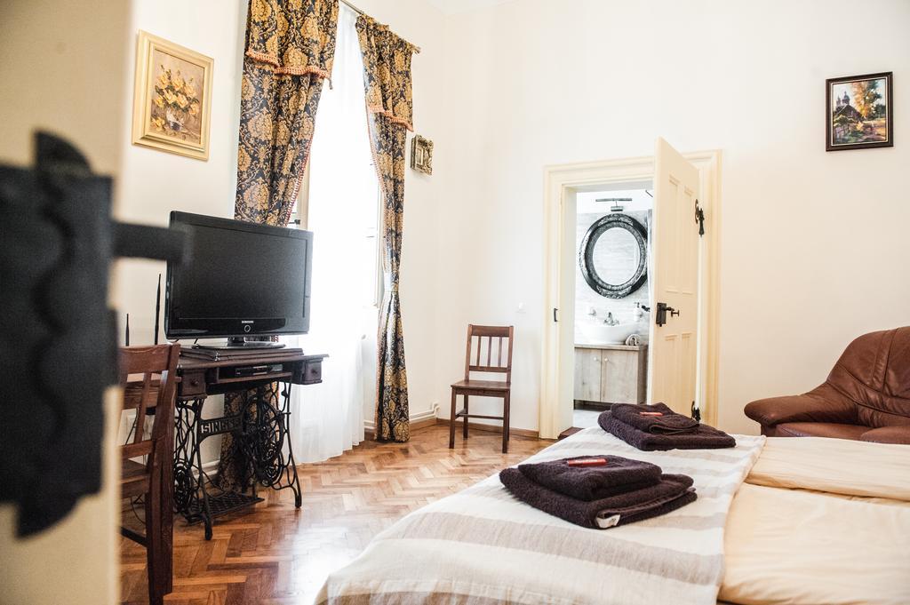 Brukenthal Central Apartments Sibiu Extérieur photo